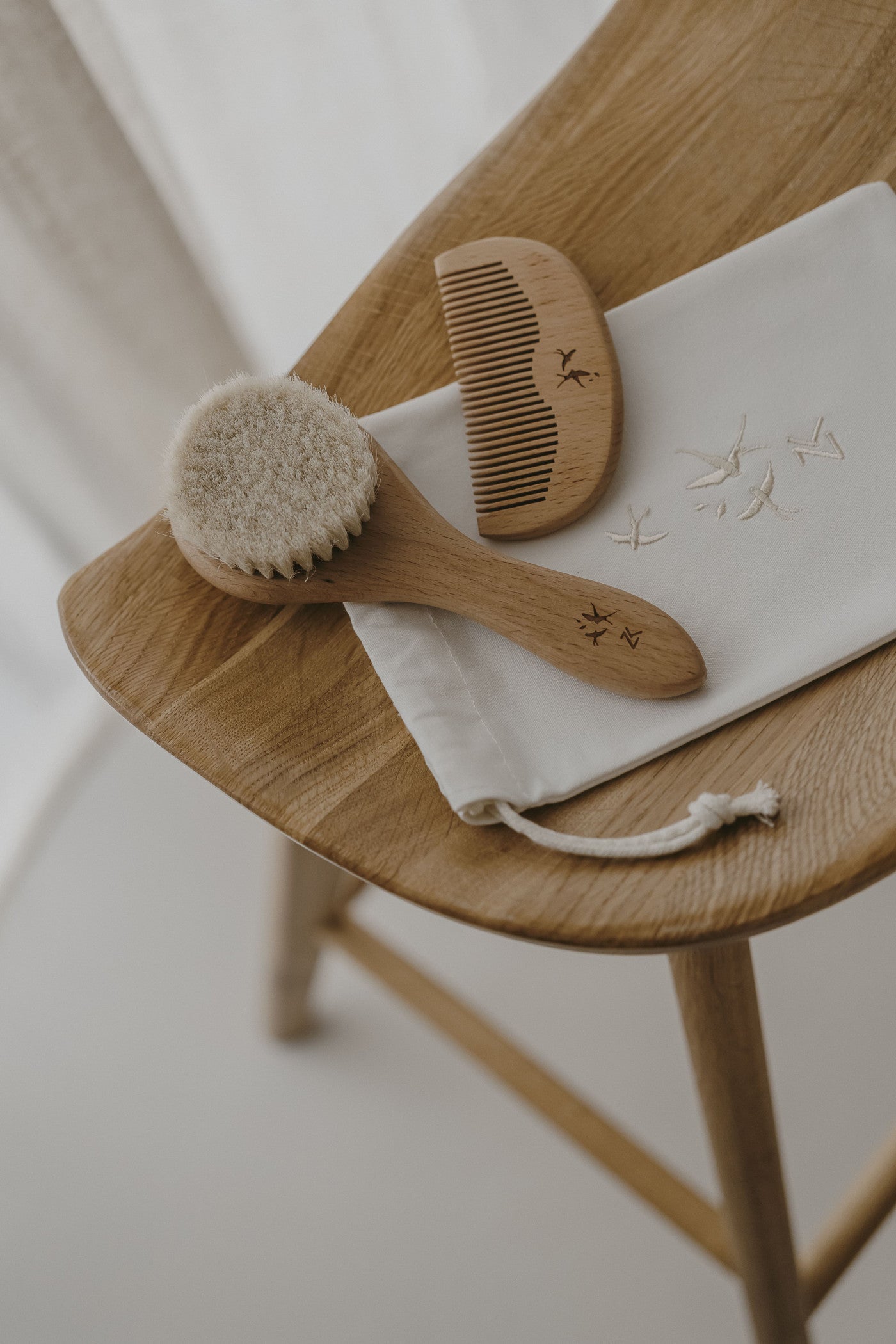 Set de brosse & peigne Hirondelles — Stock 1