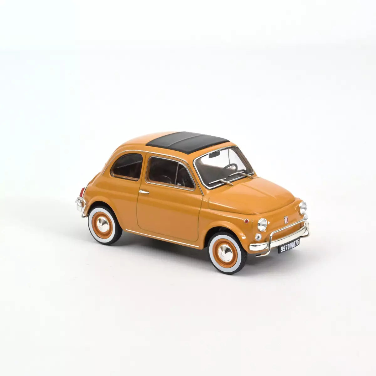 Fiat 500 grand modèle 1/18 10