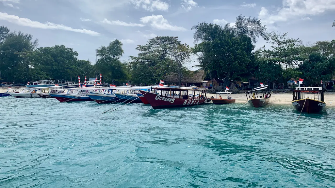 Gili Harbour