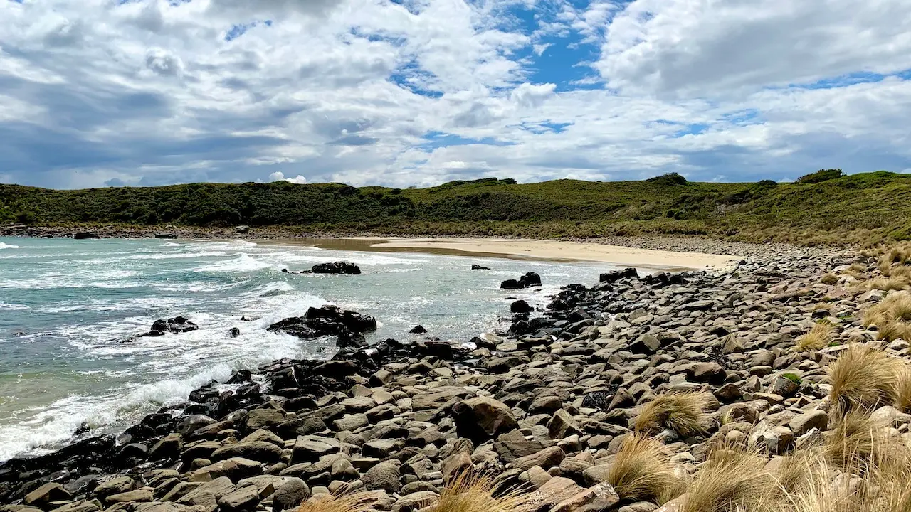 Cloudy Bay Beach