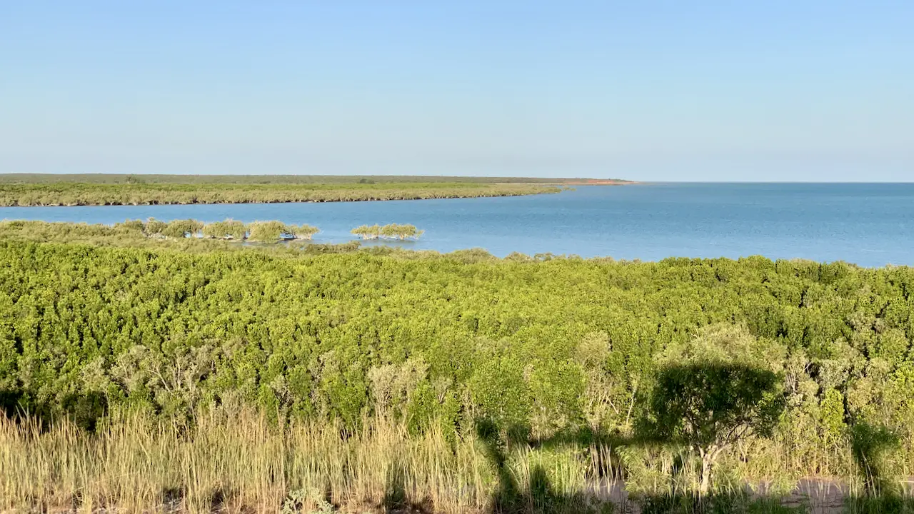 Roebuck Bay Beach