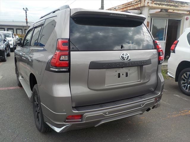 Toyota Land Cruiser Prado Tx-L 2023