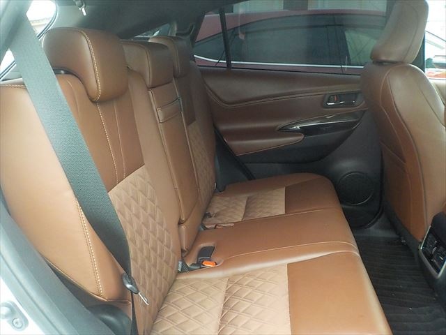 Toyota Harrier 2019