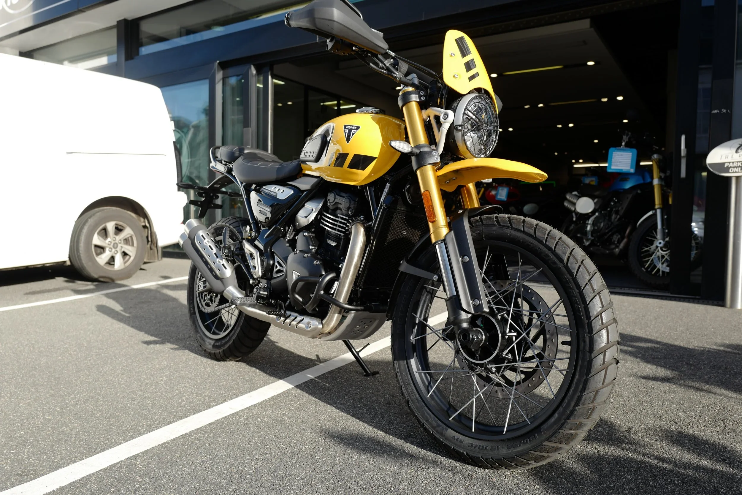 2026 Triumph Scrambler 400 XC — photo 1