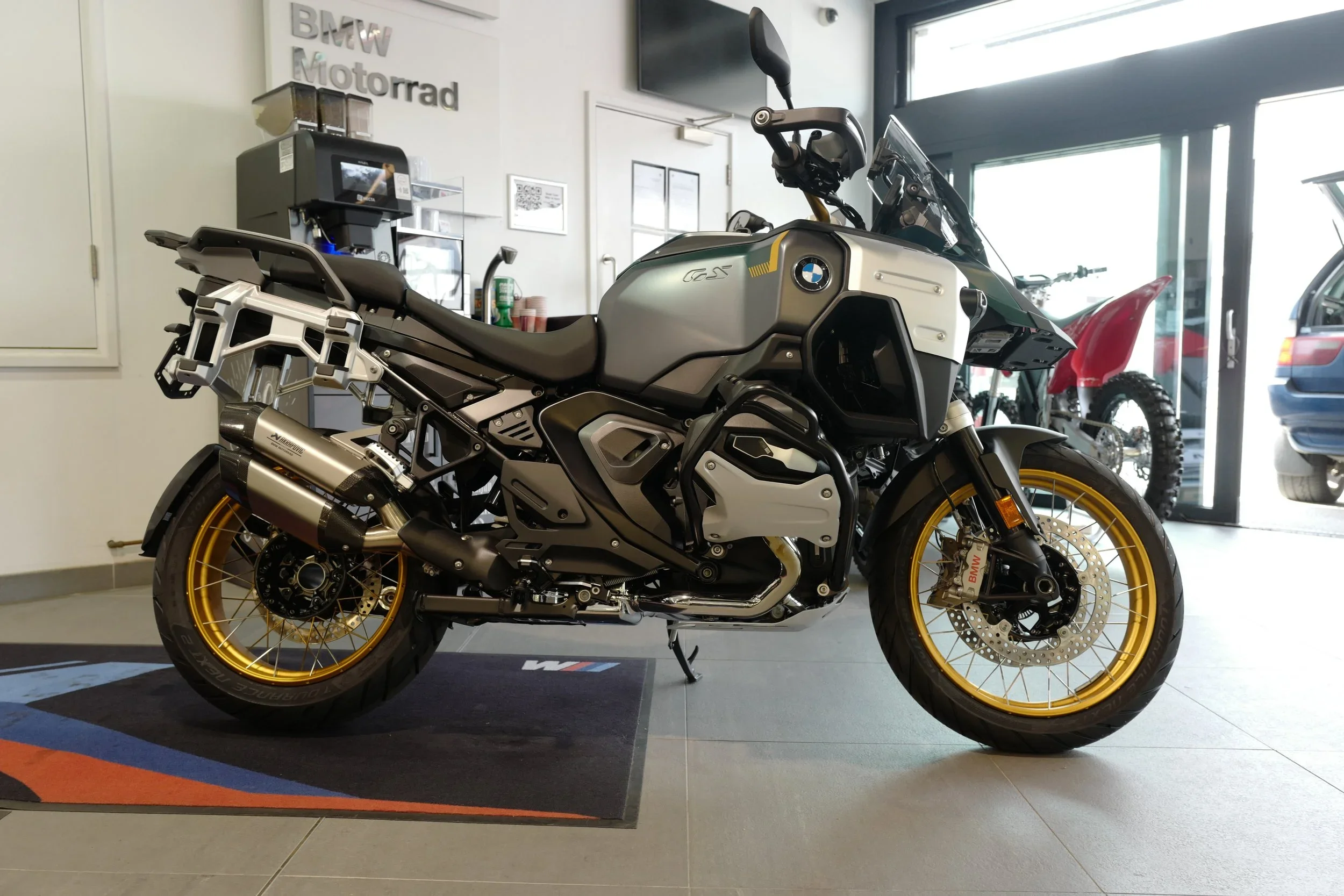 2026 BMW R1300 GSA TE — photo 1