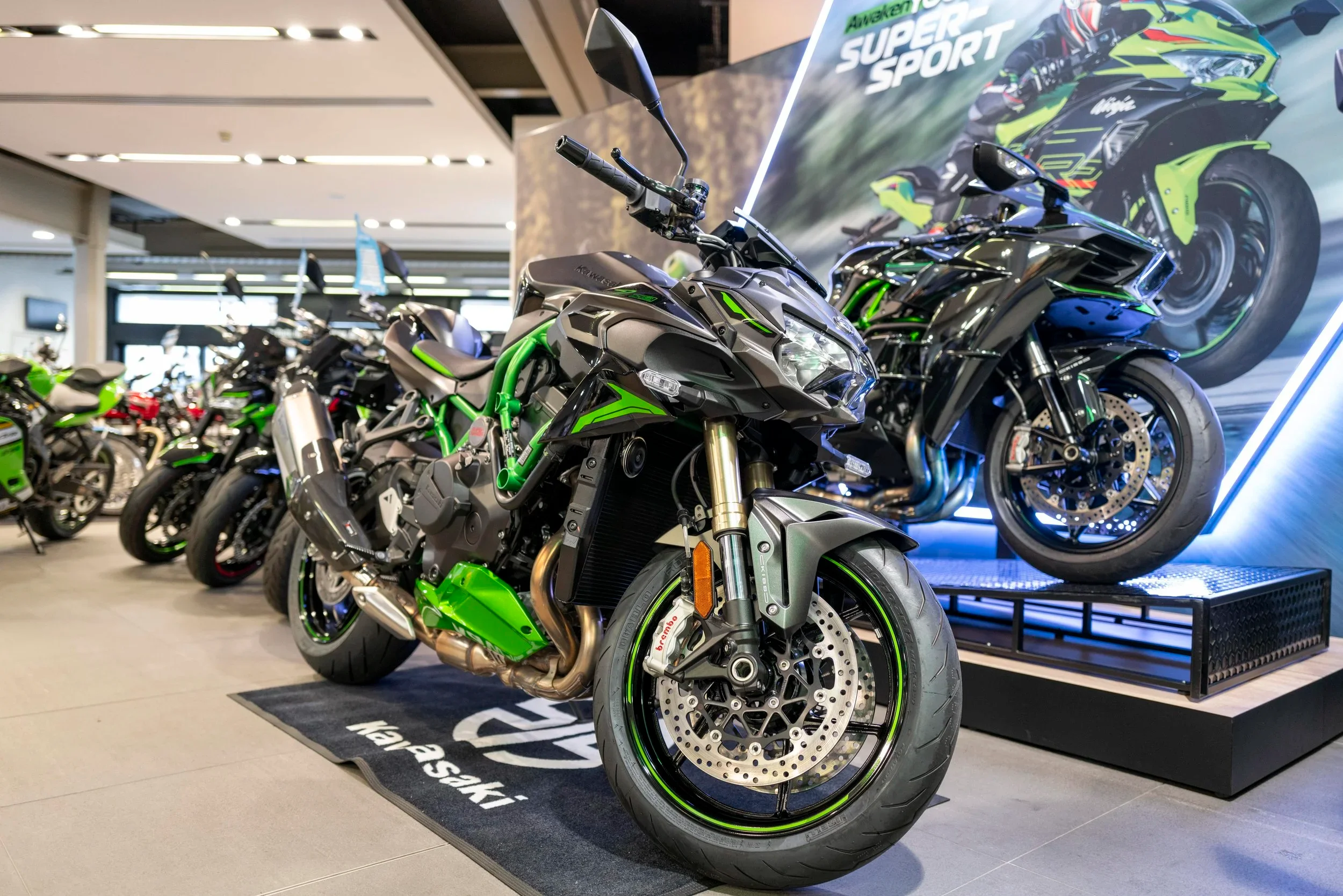 2026 Kawasaki Z H2 SE Performance — photo 1