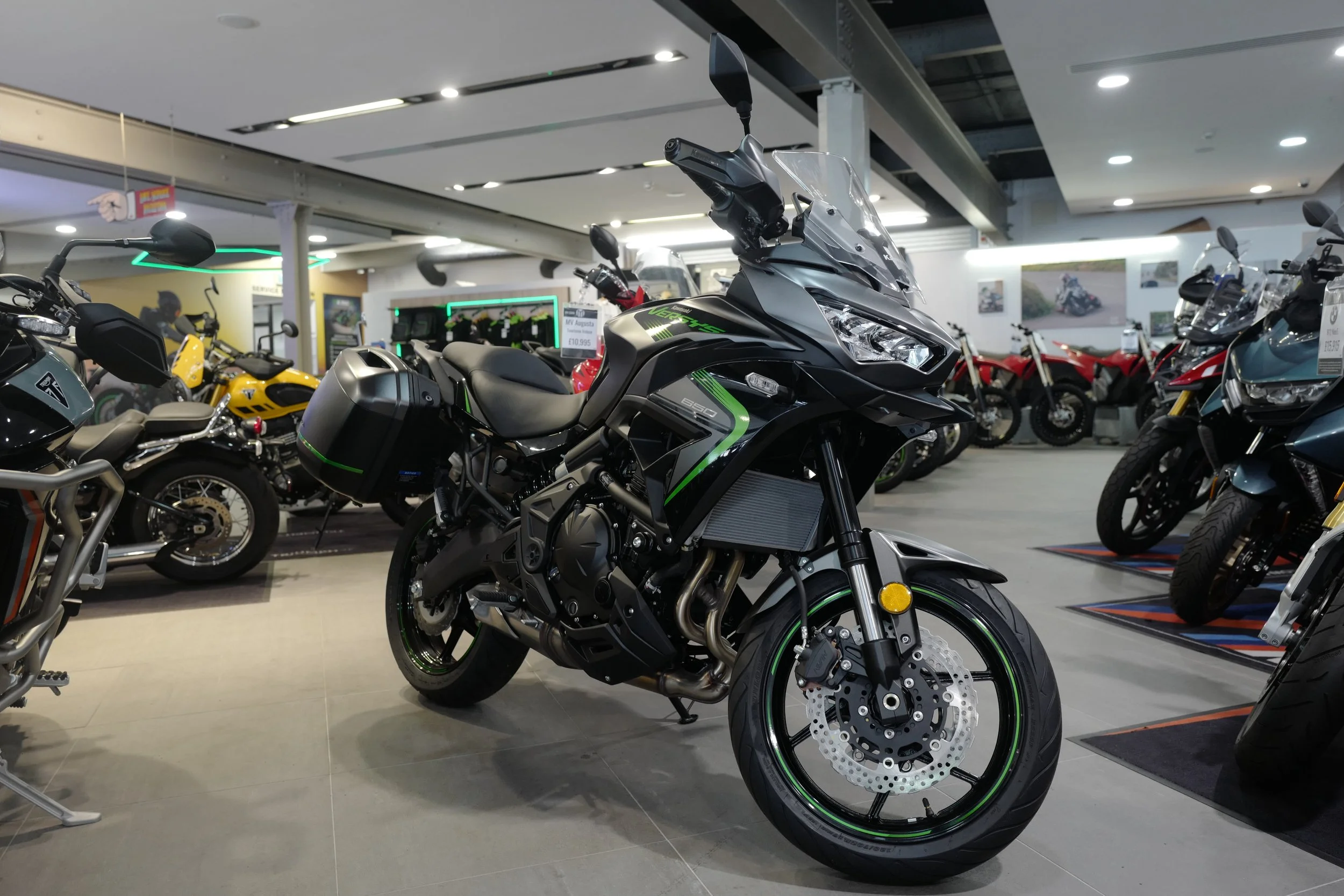 2026 Kawasaki Versys 650 Tourer — photo 1