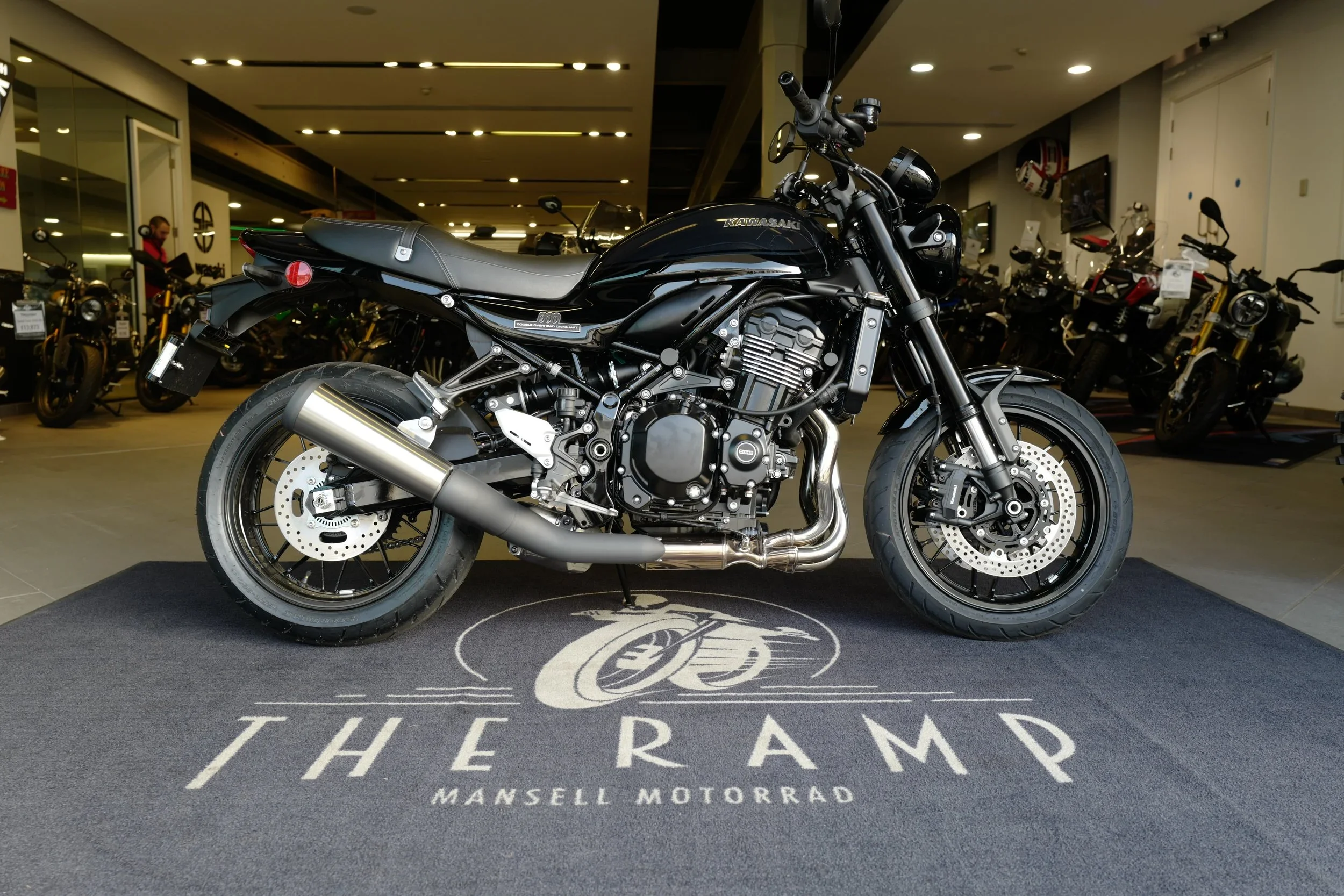2026 Kawasaki Z900 RS Black Edition — photo 1