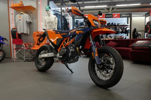 2026 KTM 690 SMC R