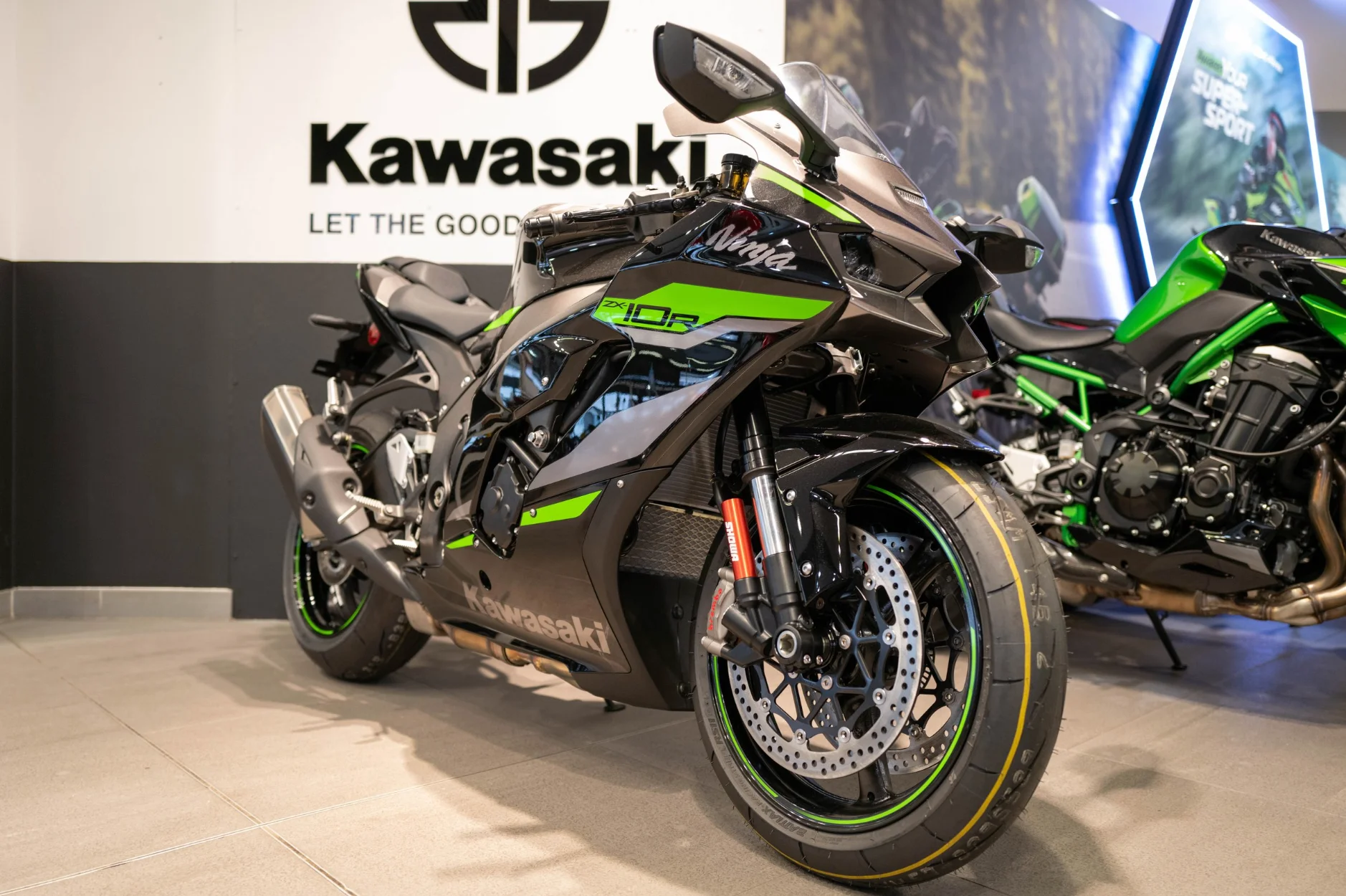 2026 Kawasaki ZX-10R — photo 1