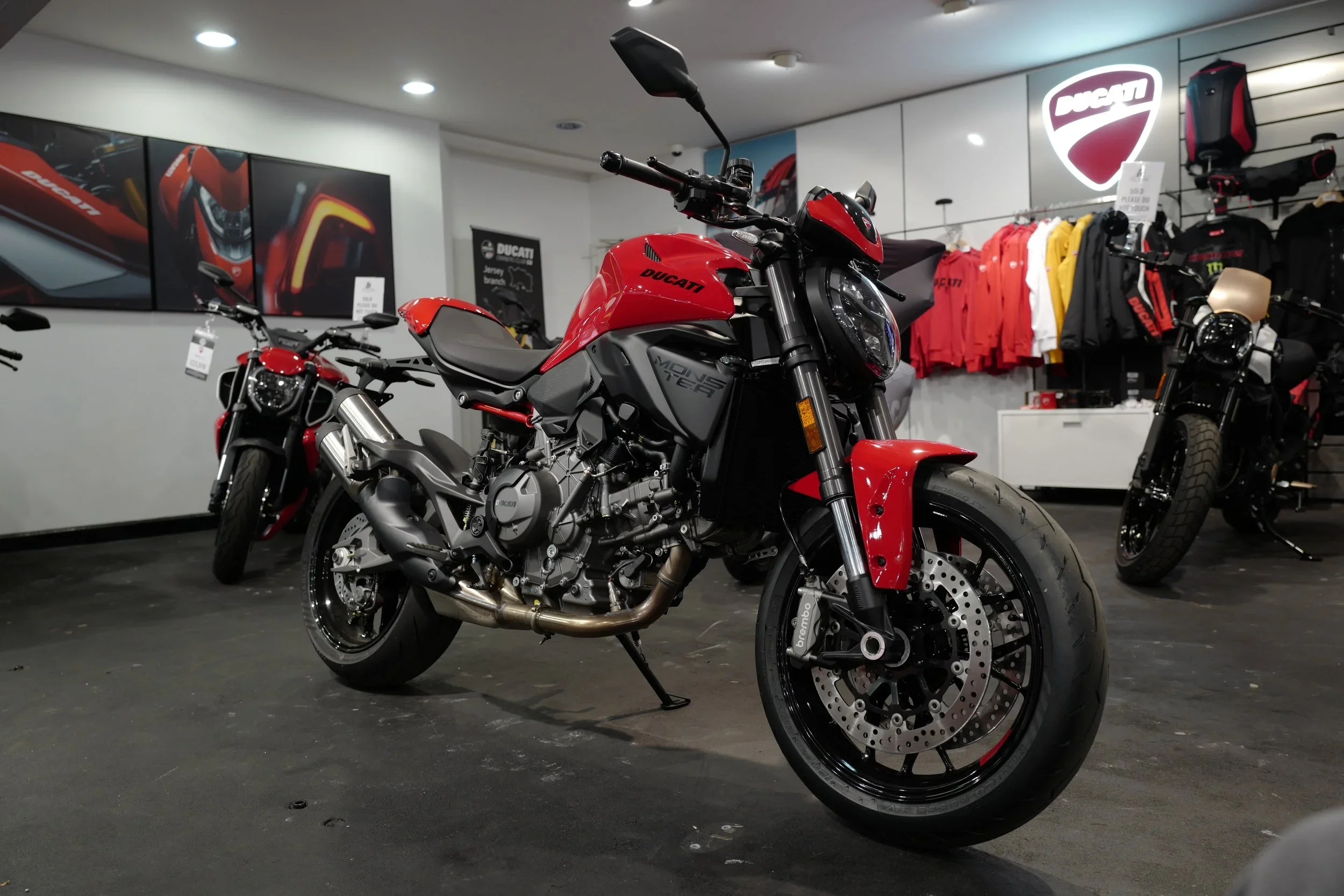 2026 Ducati Monster Plus — photo 1