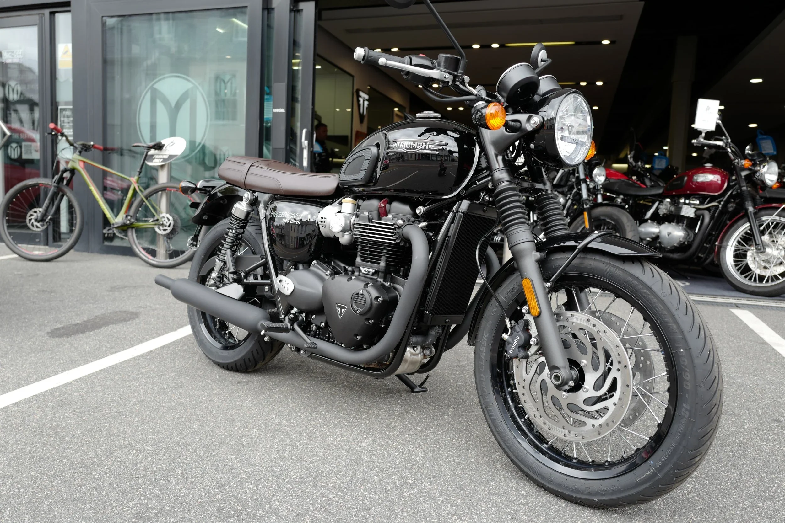 2026 Triumph Bonneville T120 — photo 1