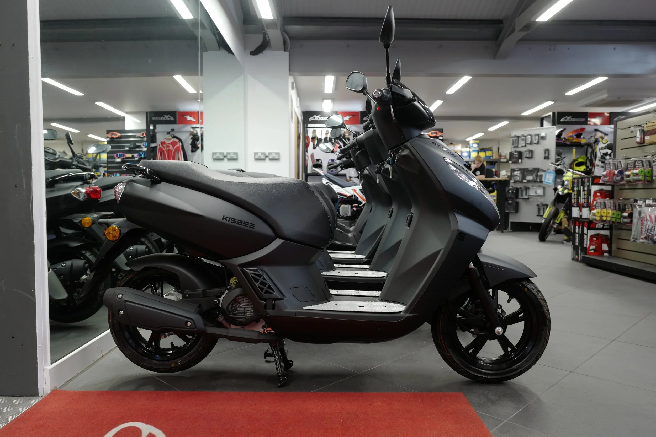 2026 Peugeot Kisbee Black Edition — photo 1