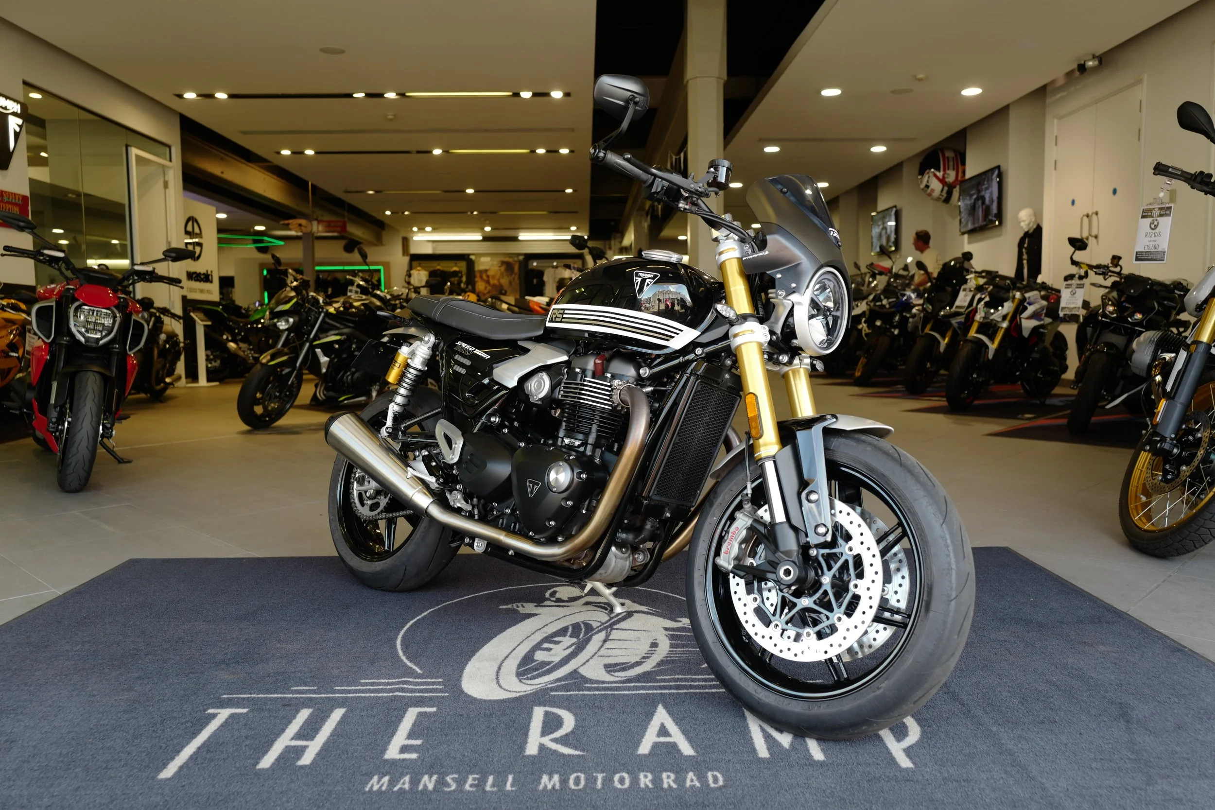 2026 Triumph Speed Twin 1200 RS — photo 1