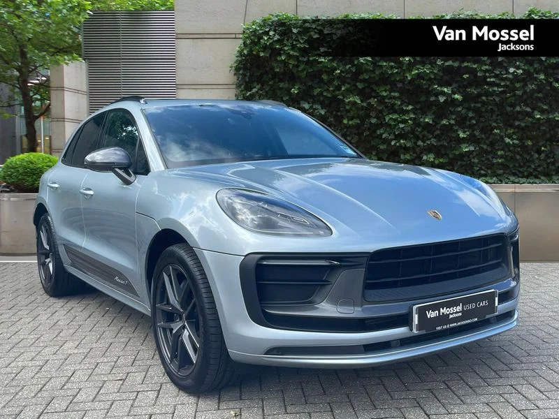 Porsche Macan Estate T 5dr PDK — photo 1