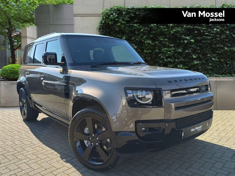 Land Rover Defender Estate 2.0 P300e X-Dynamic HSE 110 5dr Auto — photo 1