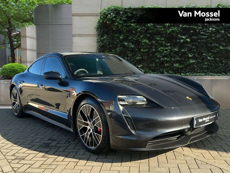 Porsche Taycan Saloon 390kW 4S 79kWh 4dr Auto — photo 1