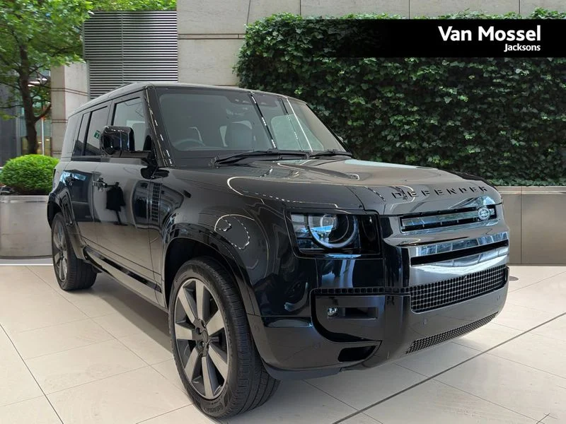 Land Rover Defender Estate 2.0 P300e X-Dynamic HSE 110 5dr Auto — photo 1
