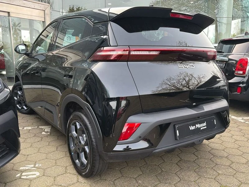 BYD Dolphin Surf Hatchback 65kW Boost 43kWh 5dr Auto — photo 1