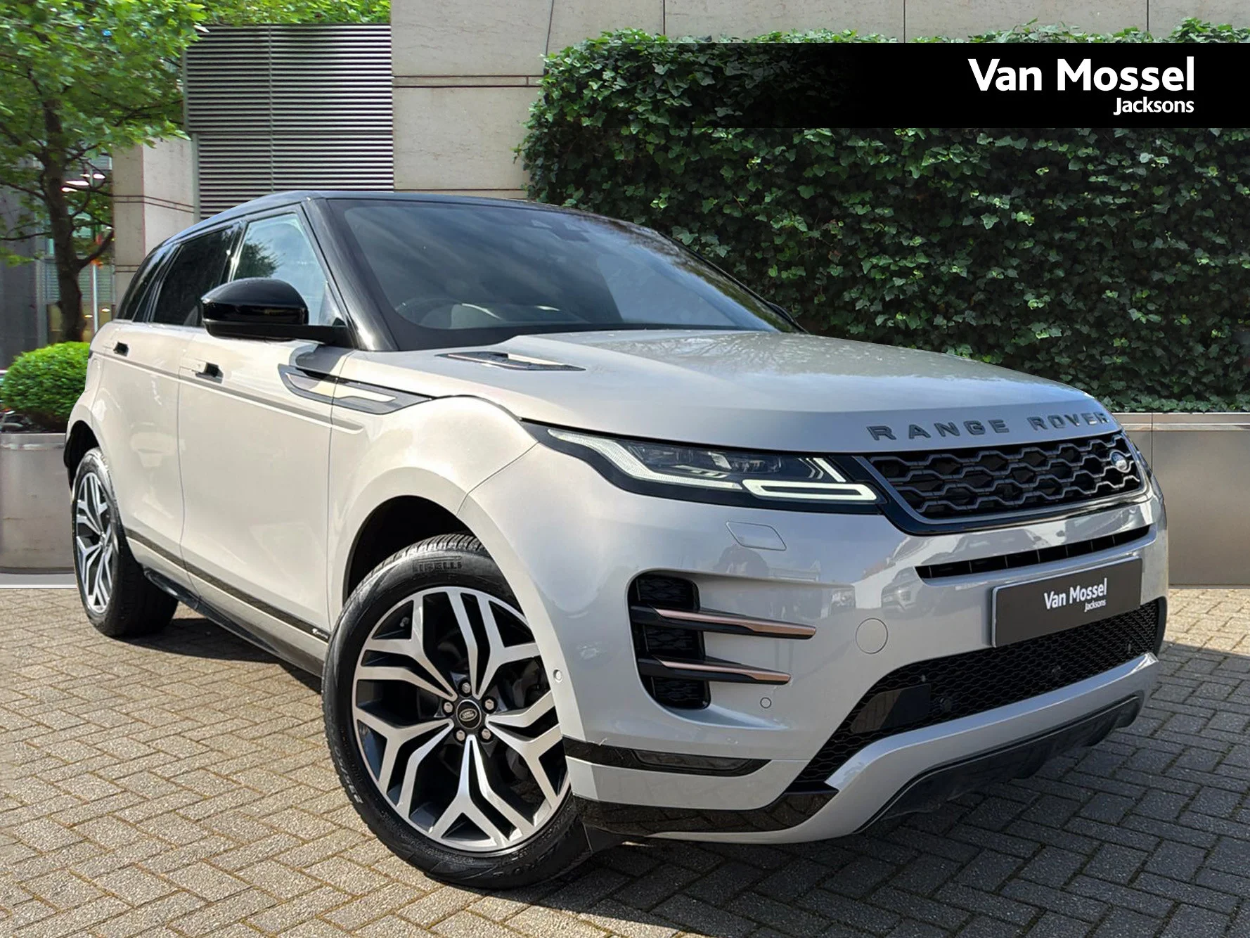 Land Rover Range Rover Evoque 2.0 P250 First Edition 5dr Auto — photo 1