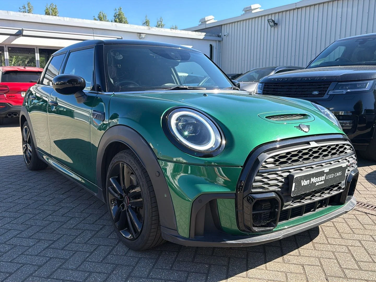MINI Cooper S HATCHBACK 2.0 Sport Premium Plus 5dr Auto — photo 1