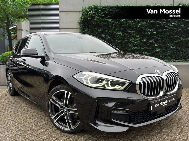 BMW 1 Series Hatchback 118i [136] M Sport 5dr Step Auto [LCP] — photo 1
