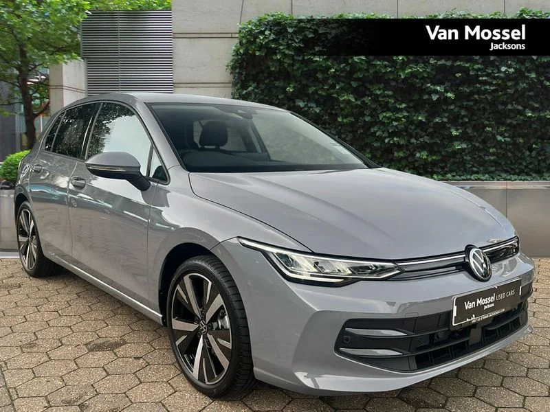 Volkswagen Golf Hatchback 1.5 TSI Match 5dr — photo 1