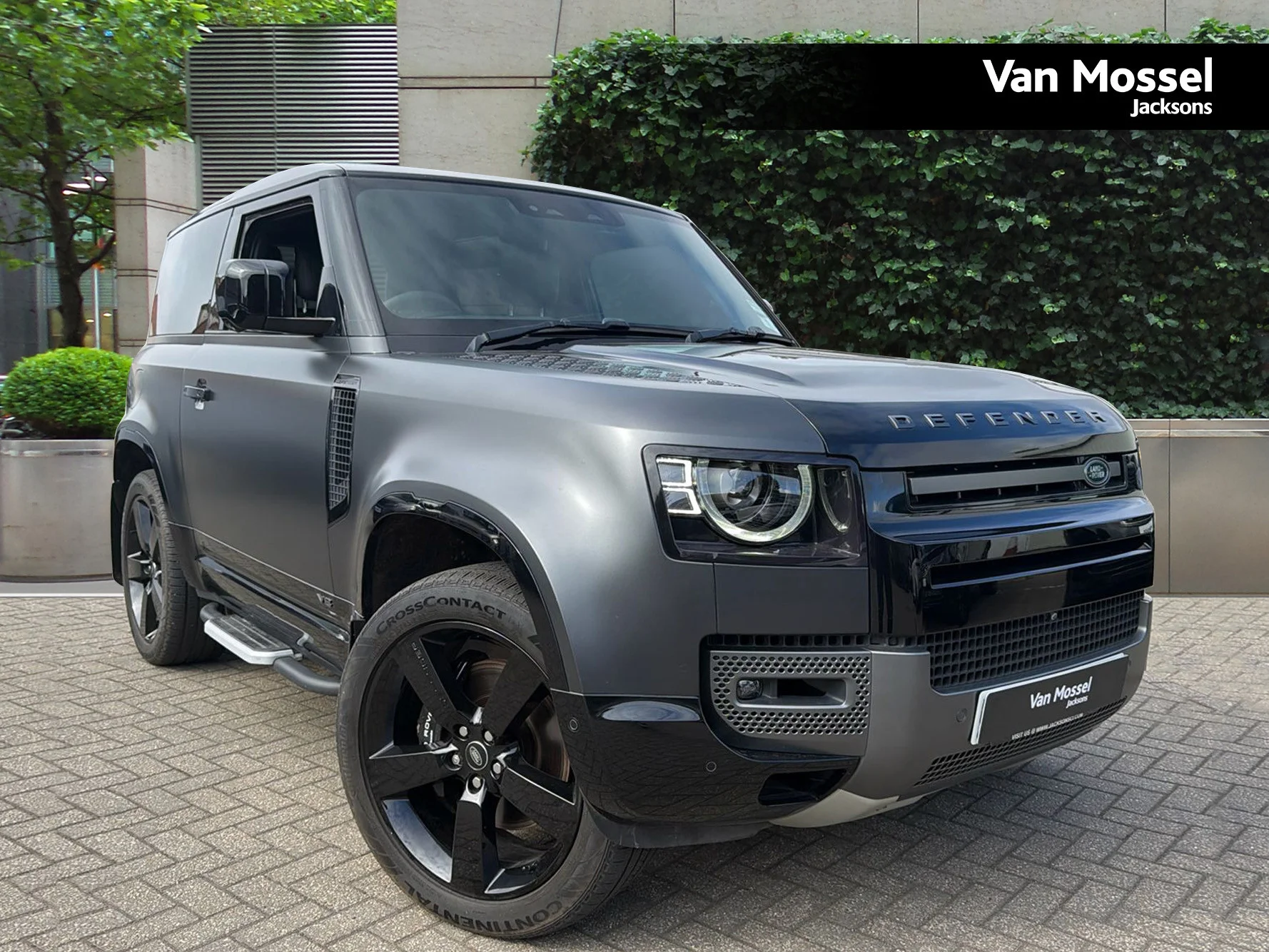 Land Rover Defender 5.0 P525 V8 Carpathian Edition 90 3dr Auto — photo 1