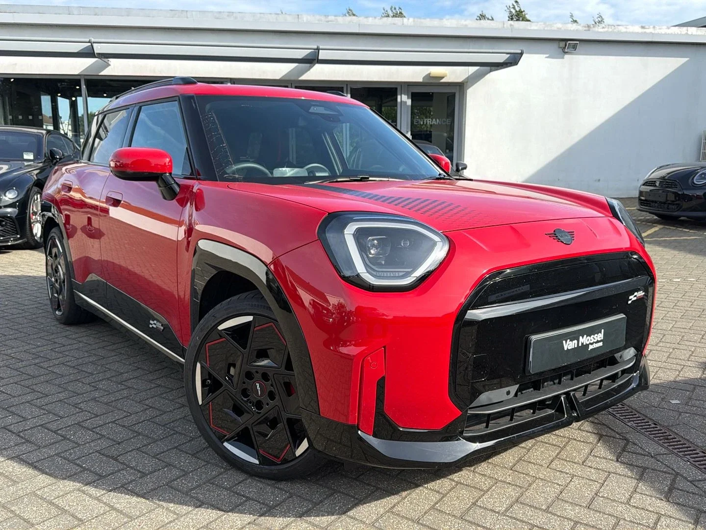 MINI Aceman 190kW John Cooper Works [Level 2] 54kWh 5dr Auto — photo 1
