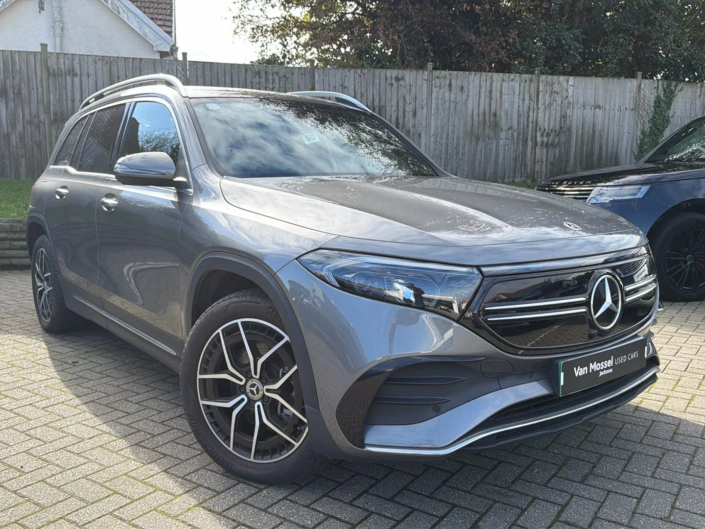 Mercedes-Benz EQB EQB 300 4M 168kW AMG Line Premium 66.5kWh 5dr Auto — photo 1