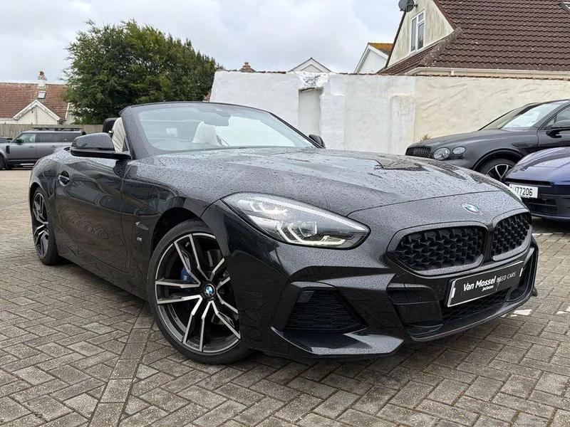BMW Z4 Roadster sDrive 30i M Sport 2dr Auto [Plus Pack] — photo 1