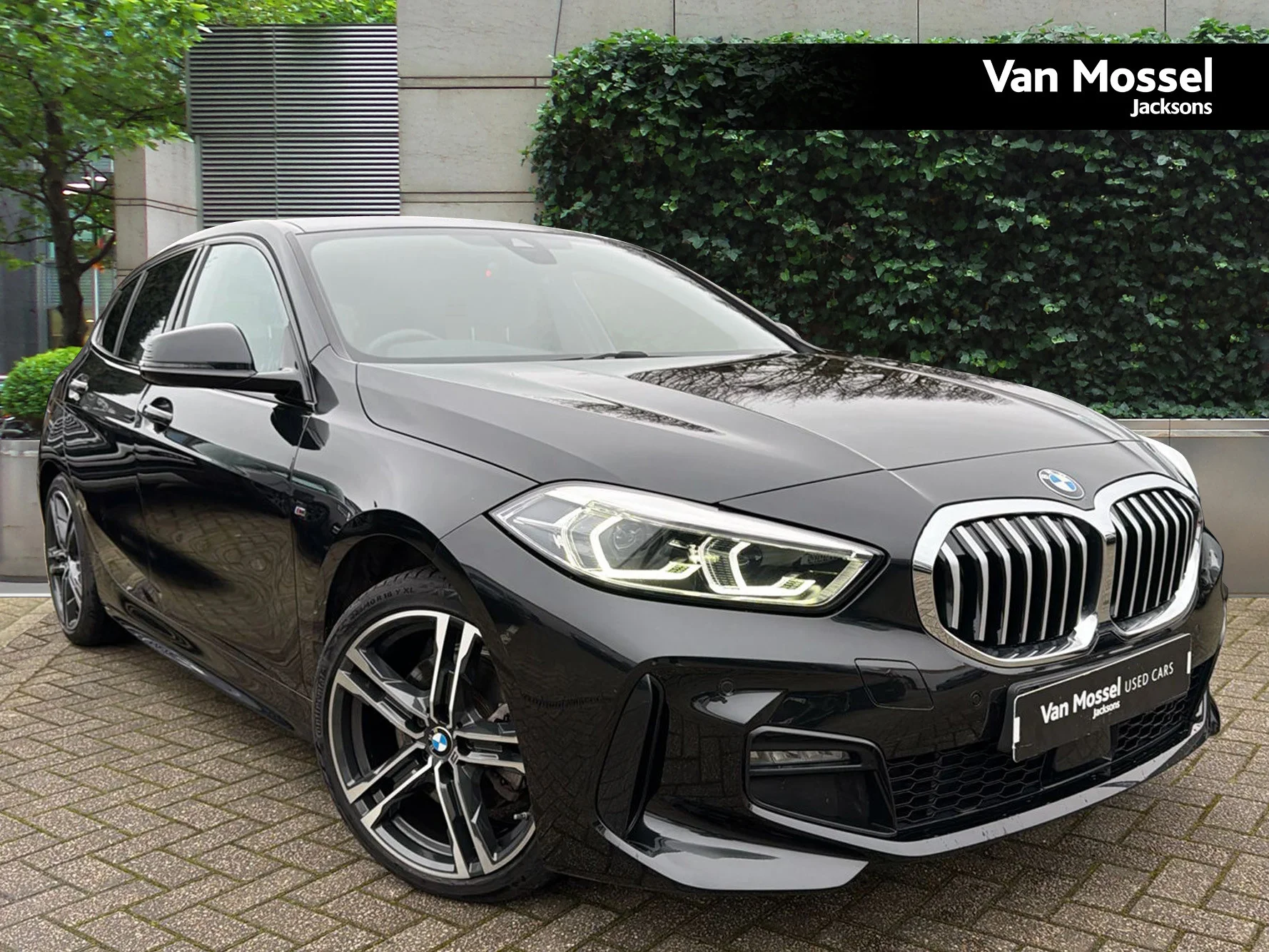 BMW 1 Series 118i [136] M Sport 5dr Step Auto [LCP] — photo 1