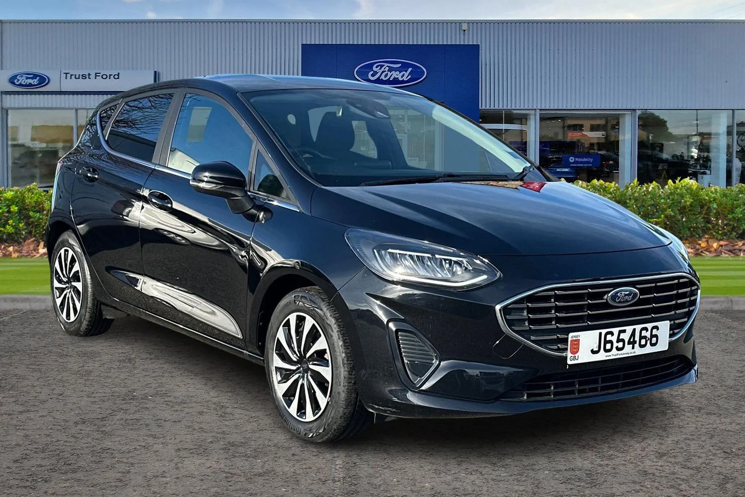 2023 Ford FIESTA Titanium — photo 1