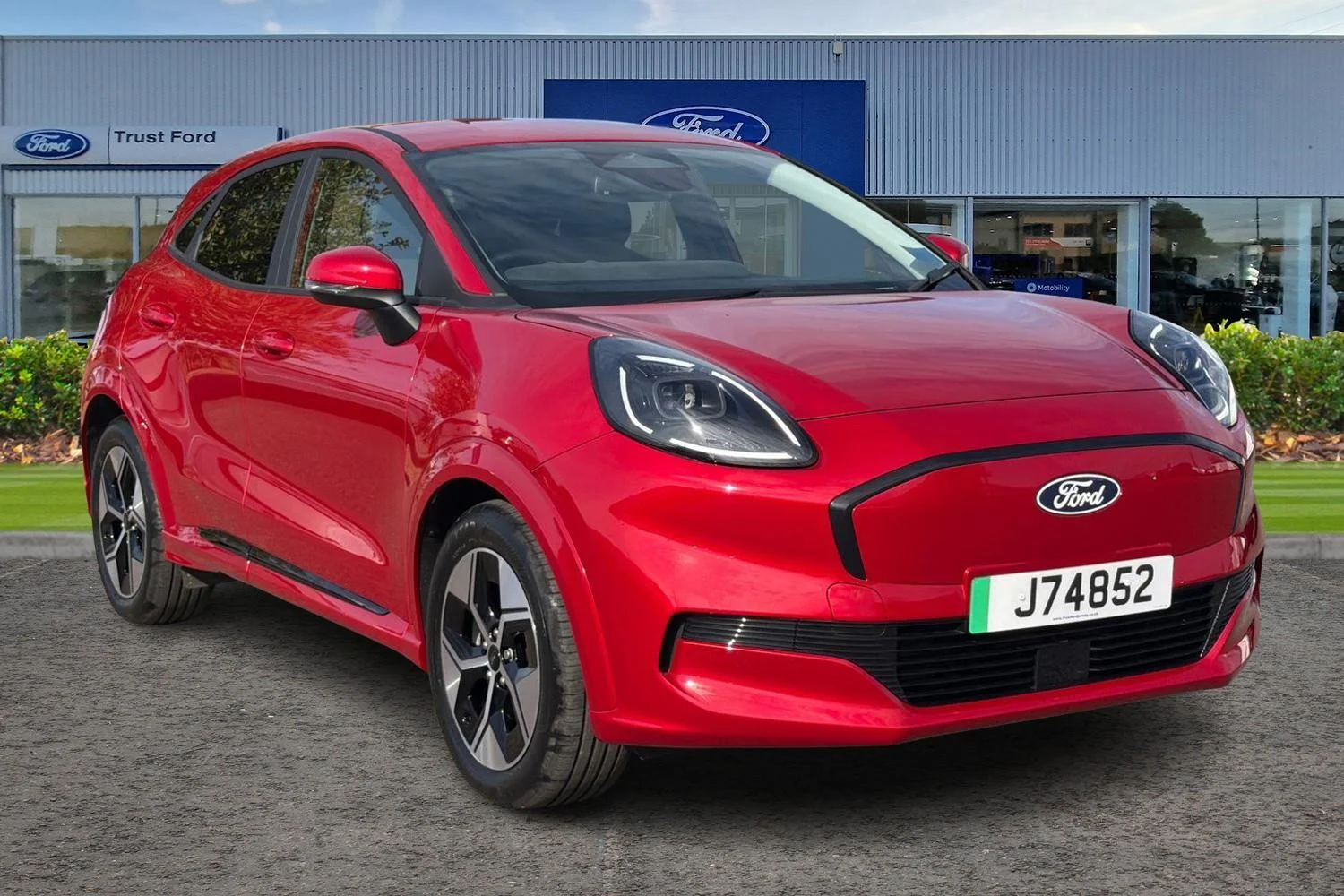 2025 Ford PUMA 123kW Select 43kWh 5dr Auto — photo 1