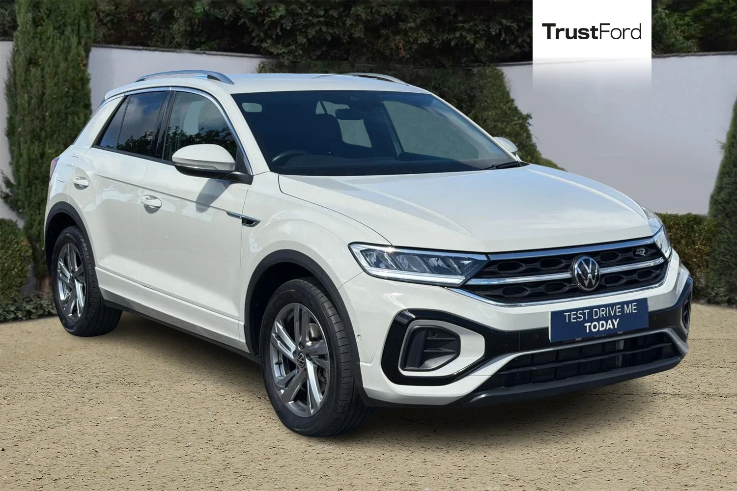 2024 Volkswagen T-ROC R-Line — photo 1