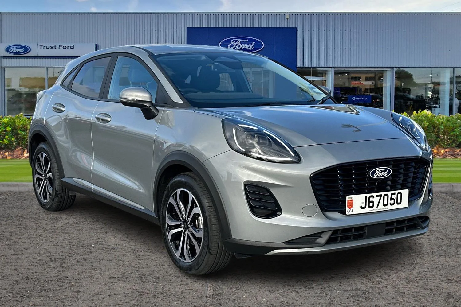 2024 Ford PUMA Titanium — photo 1