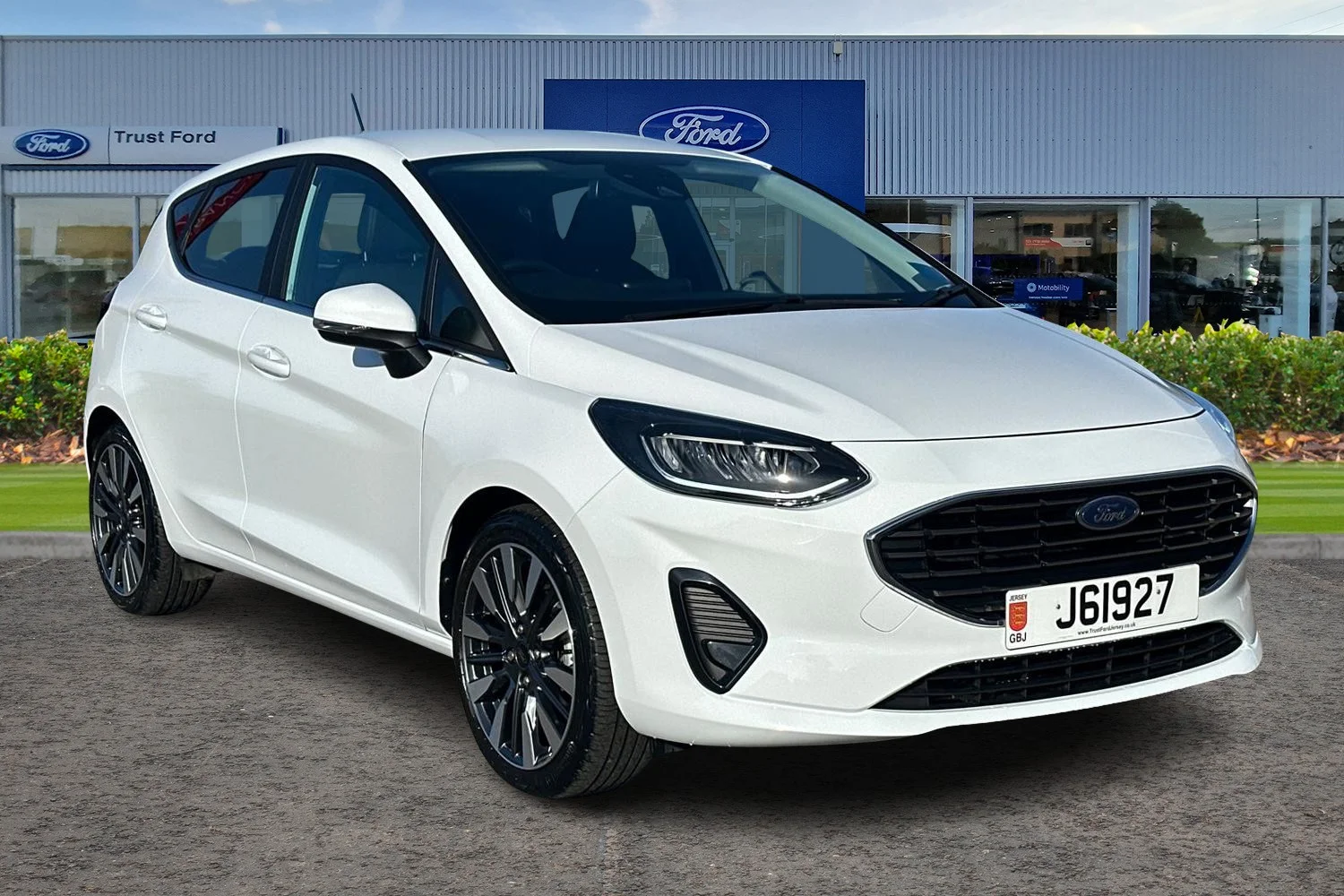 2023 Ford FIESTA Titanium X — photo 1