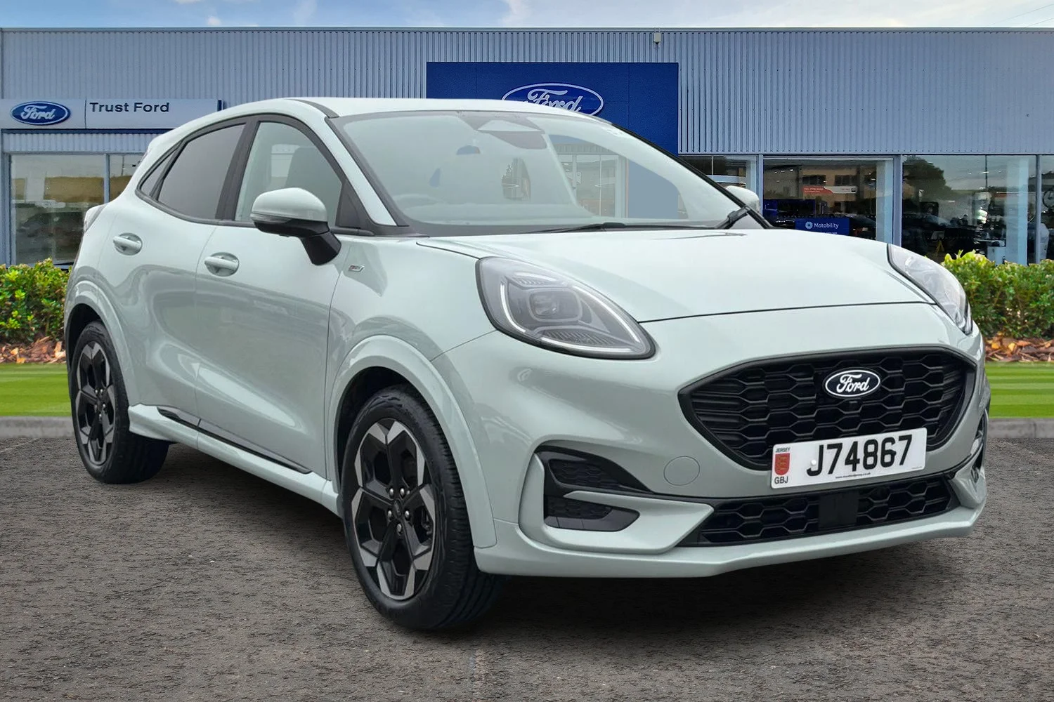 2025 Ford PUMA 1.0 EcoBoost Hybrid mHEV ST-Line 5dr — photo 1