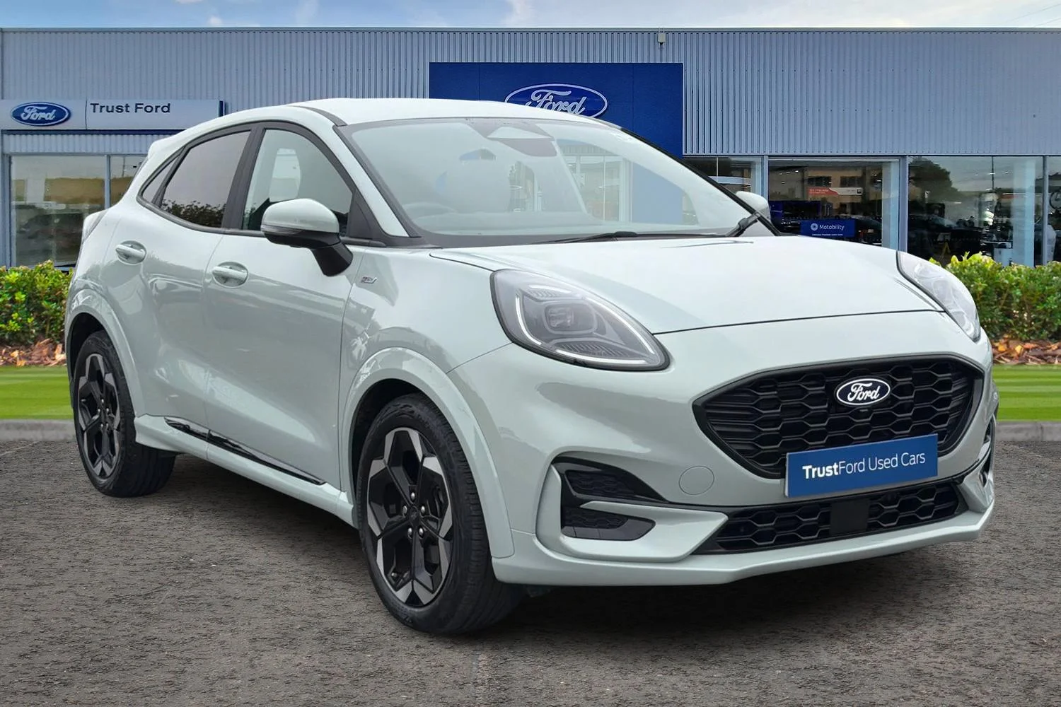 2025 Ford PUMA 1.0 EcoBoost Hybrid mHEV ST-Line X 5dr — photo 1