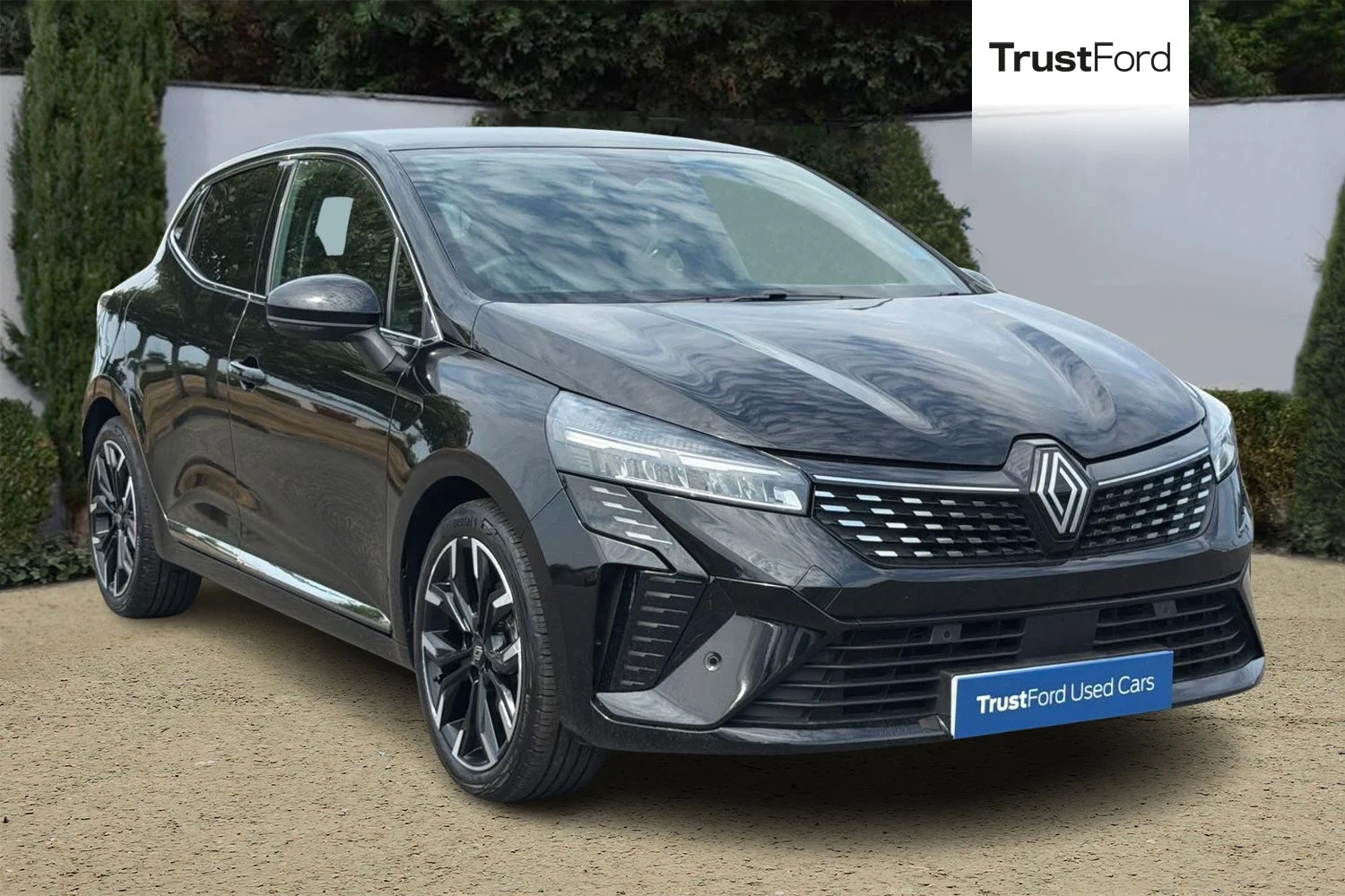 2024 Renault CLIO Techno — photo 1