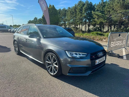 Audi S4 V6 Avant Quattro S-Line