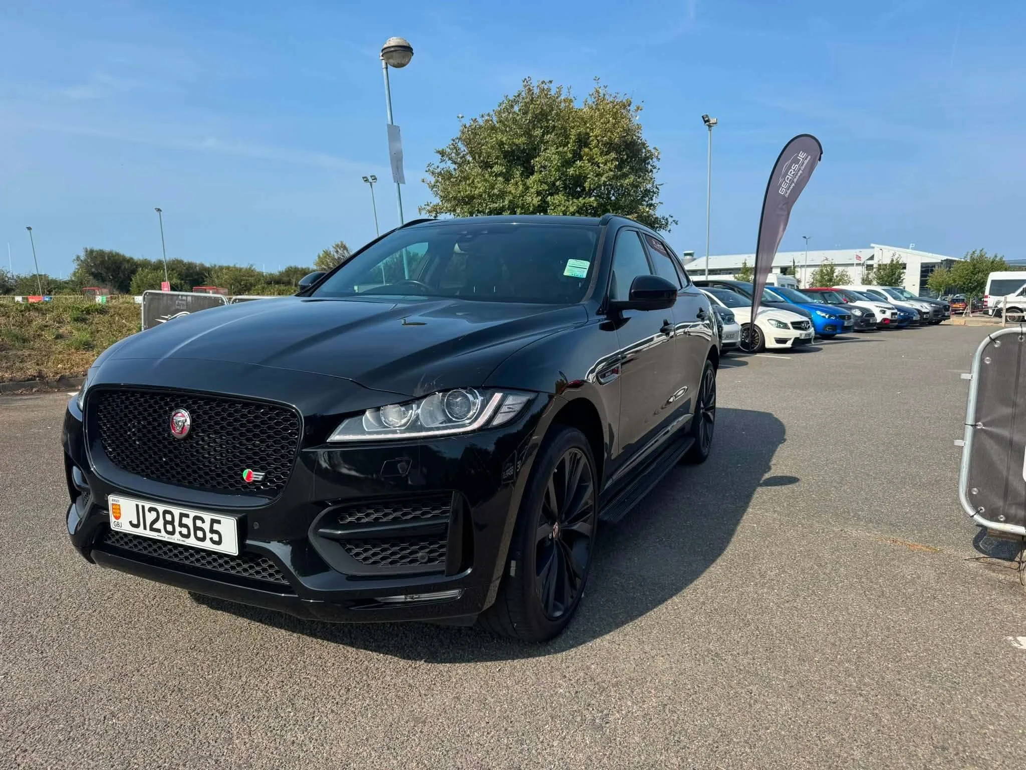 Jaguar F-Pace S R-Sport — photo 1
