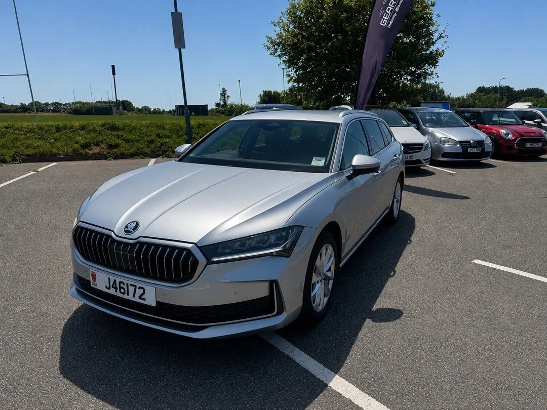 Skoda Superb SE Tech TSI MHEV — photo 1