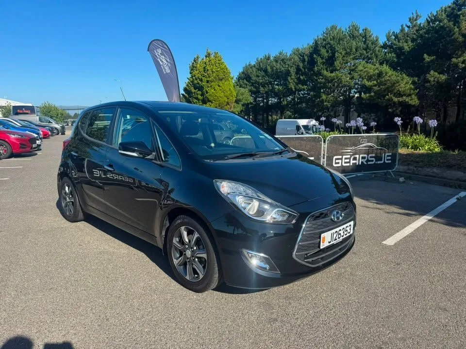 Hyundai IX 20 Blue Drive Premium — photo 1