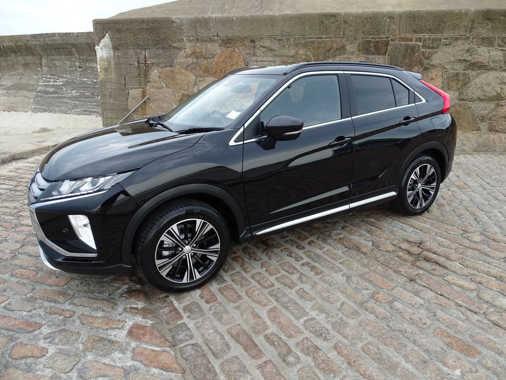 2019 Mitsubishi Eclipse Cross 4×2 Auto — photo 1