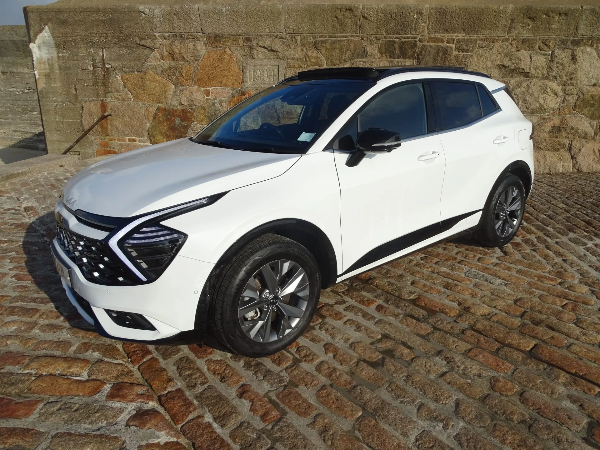 EX-HIRE 2025 Kia Sportage GT-Line-S HEV Self-Charging-Hybrid — photo 1