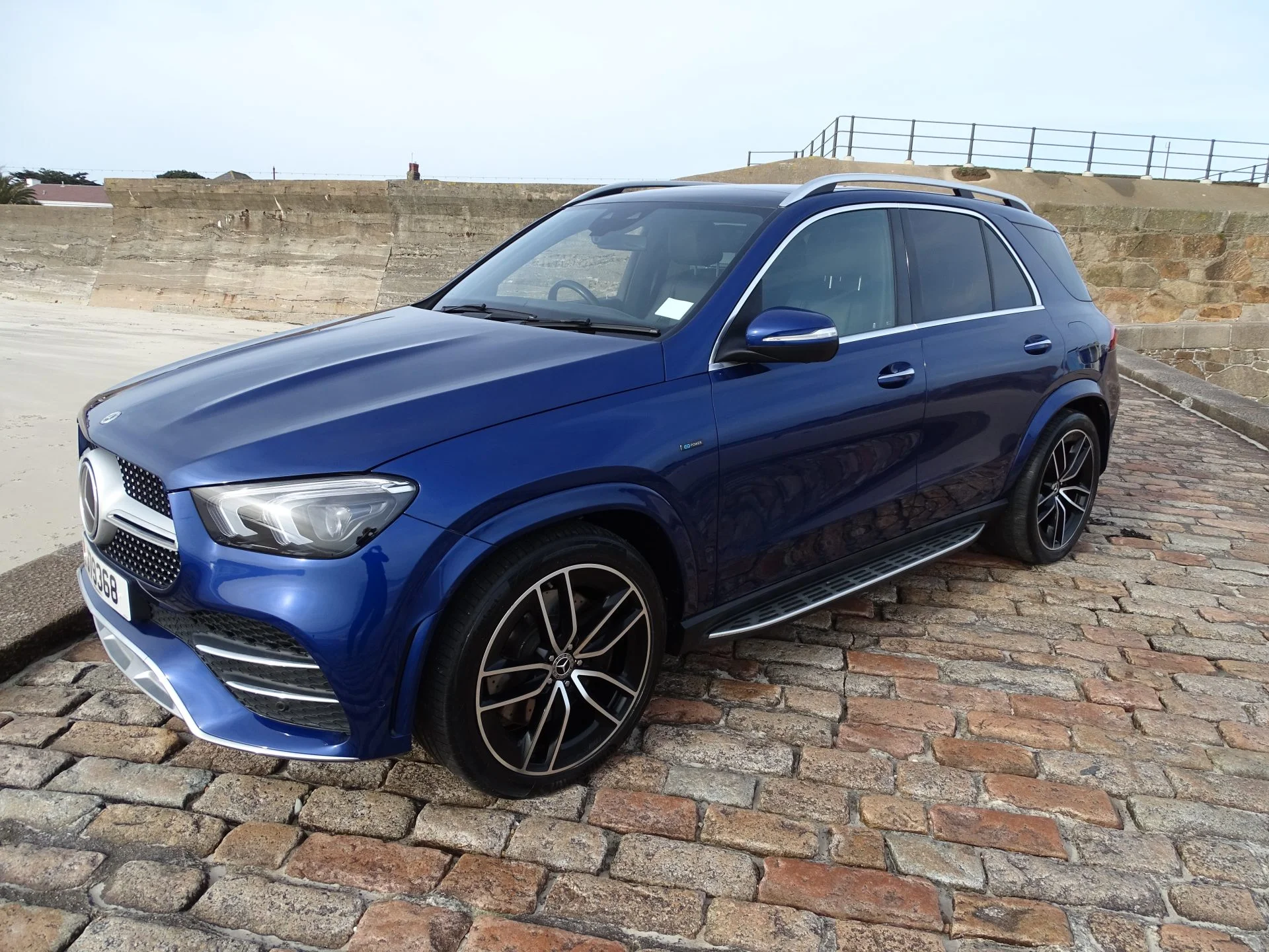 2021 Mercedes GLE350d E AMG-Line Premium Plus 2.0 Diesel Plug-in-Hybrid — photo 1