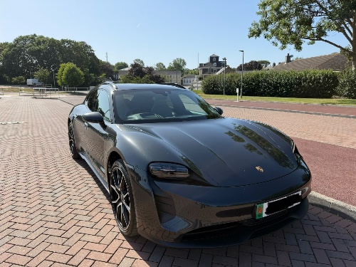 2022 Porsche Taycan 4S Sport Turismo