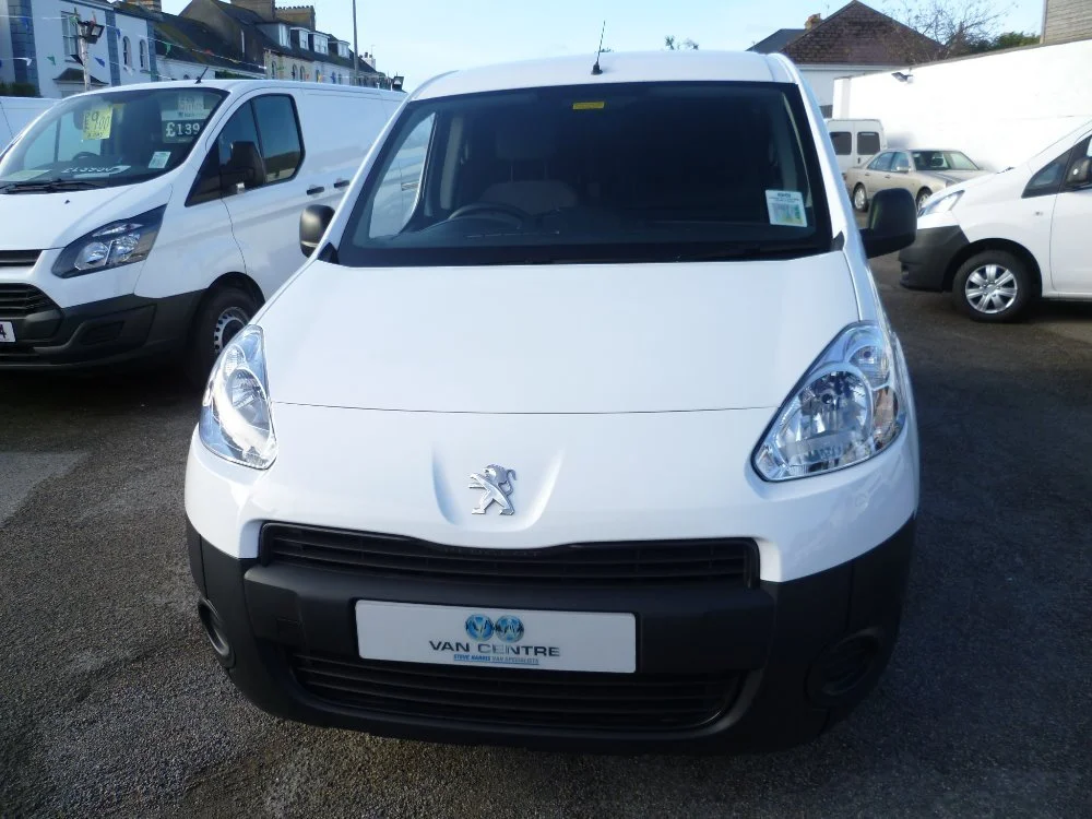 2015 Peugeot Partner PROFESSIONAL,,3 SEATS — photo 1