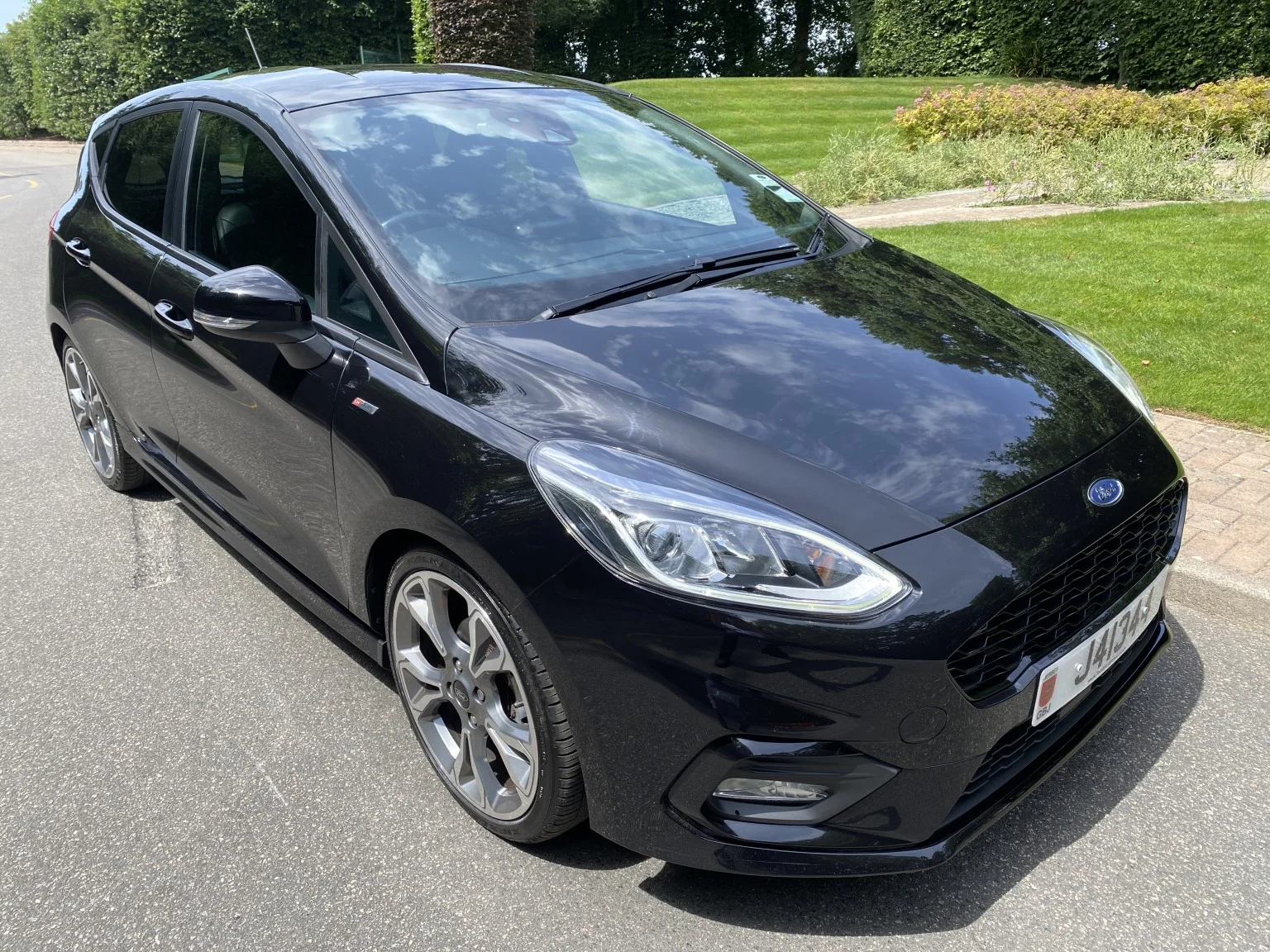 2021 Ford Fiesta ST LINE X HYBRID — photo 1